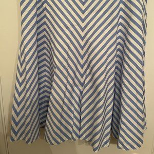A-line chevron pattern skirt